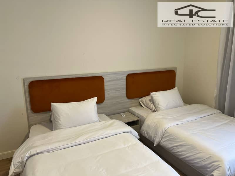 14 WhatsApp Image 2025-12-03 at 14.37. 39 (2). jpeg