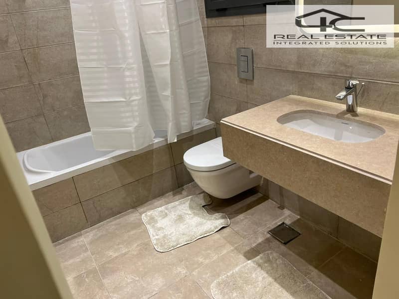 18 WhatsApp Image 2025-12-03 at 14.37. 42 (1). jpeg