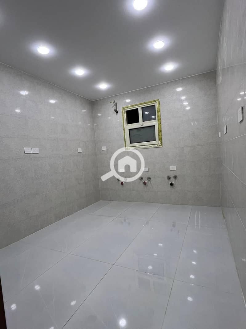 3 WhatsApp Image 2025-10-18 at 9.21. 12 PM. jpeg