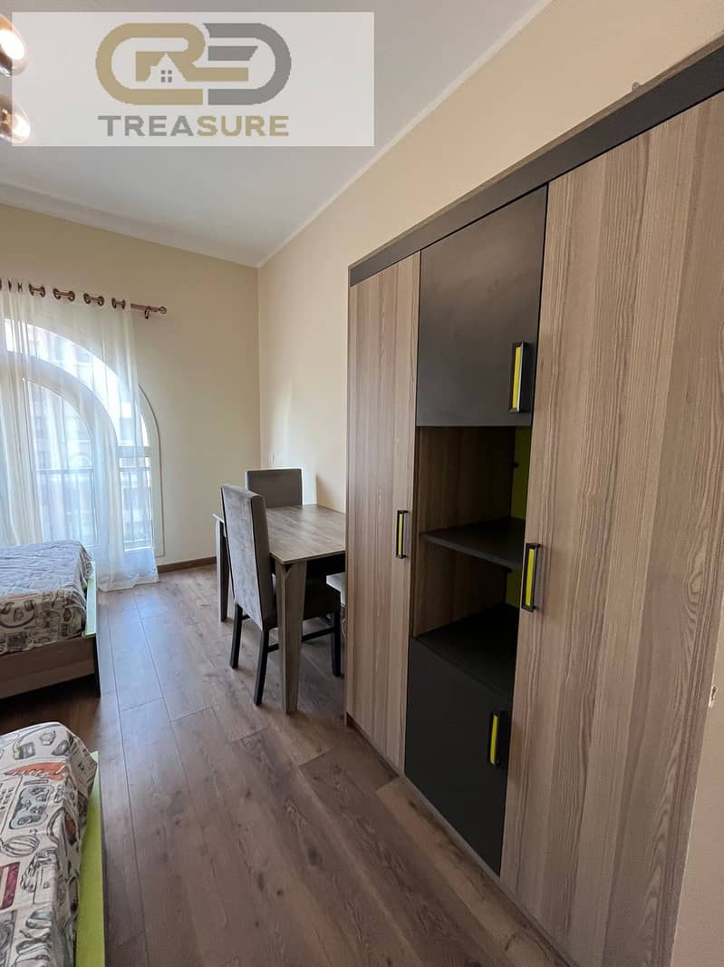 12 WhatsApp Image 2025-12-03 at 5.45. 19 PM (4). jpeg