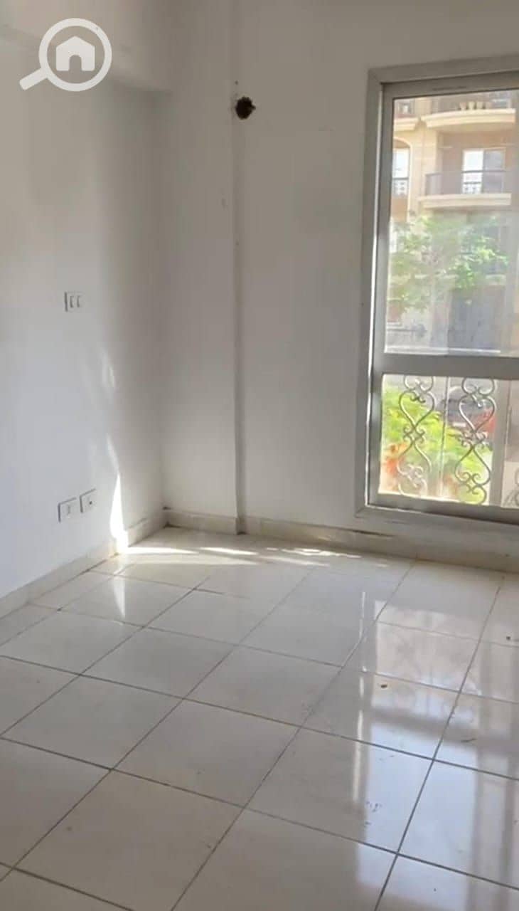 2 5a2033af-0c99-4930-a9c7-be2df134c5da. jpeg