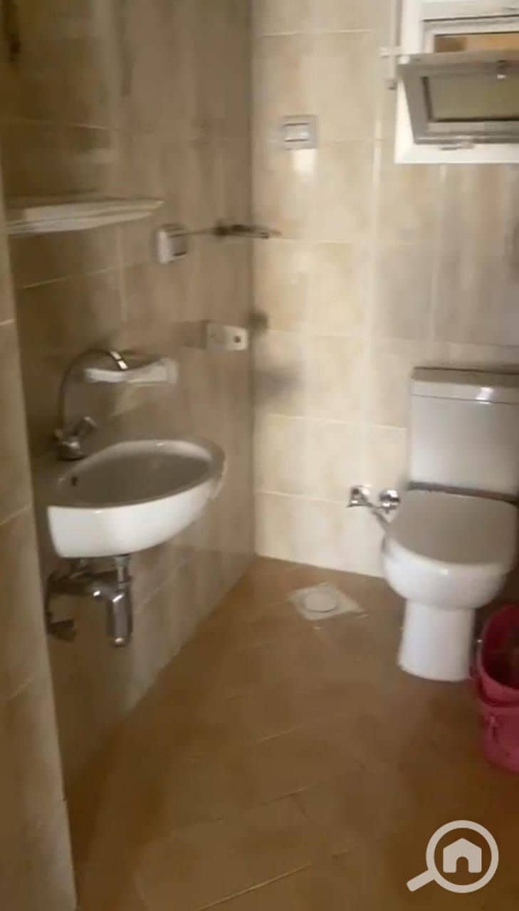 7 5a159897-61bb-425f-b7fc-e3230fd3762a. jpeg