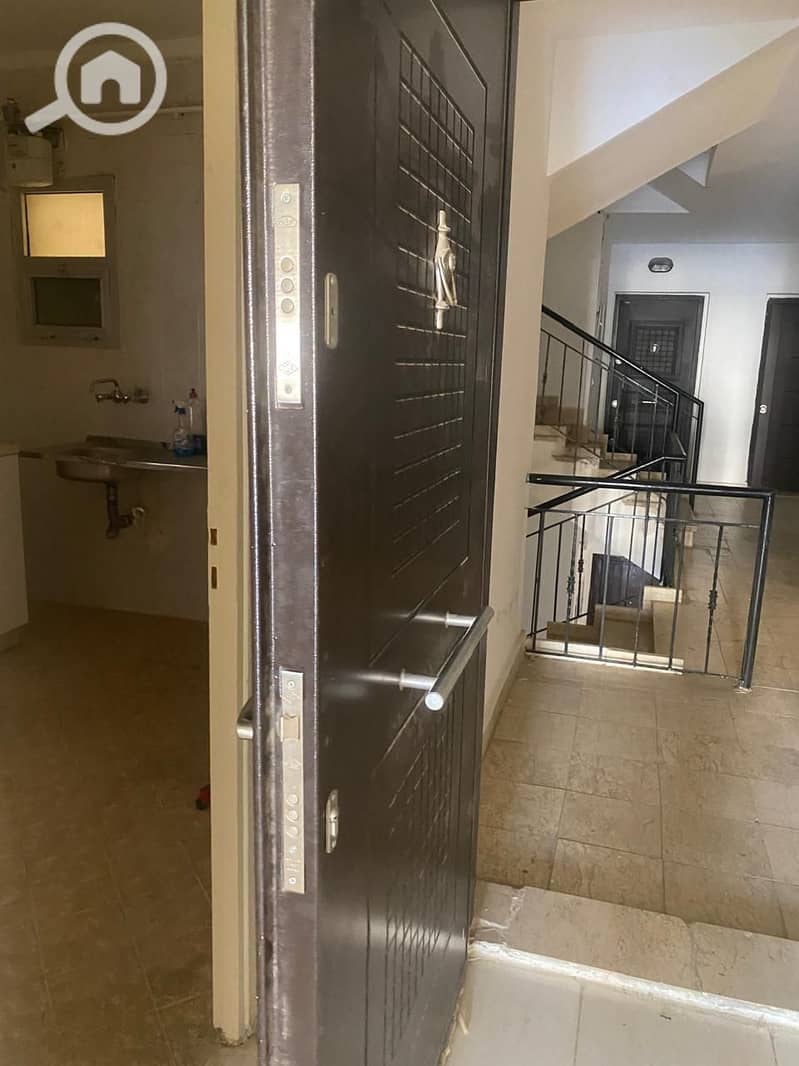 8 5785cf00-186c-4565-afac-4c2027d66dd8. jpeg