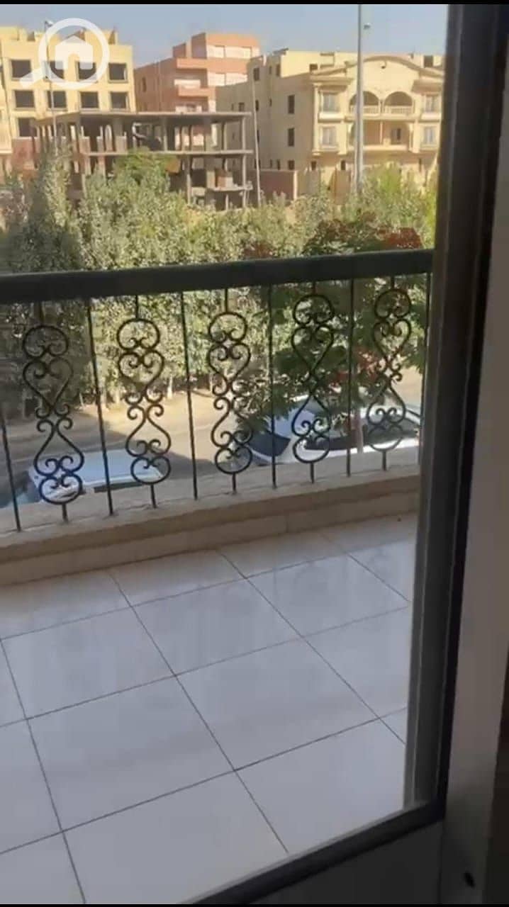 11 af4bb630-37e8-42c5-a547-e9730050da2b. jpeg