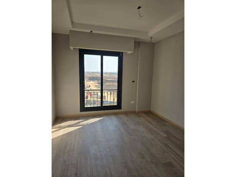 2 e84ffd65-a1a3-4f94-bac4-fa2dad95b539. jfif. jpg