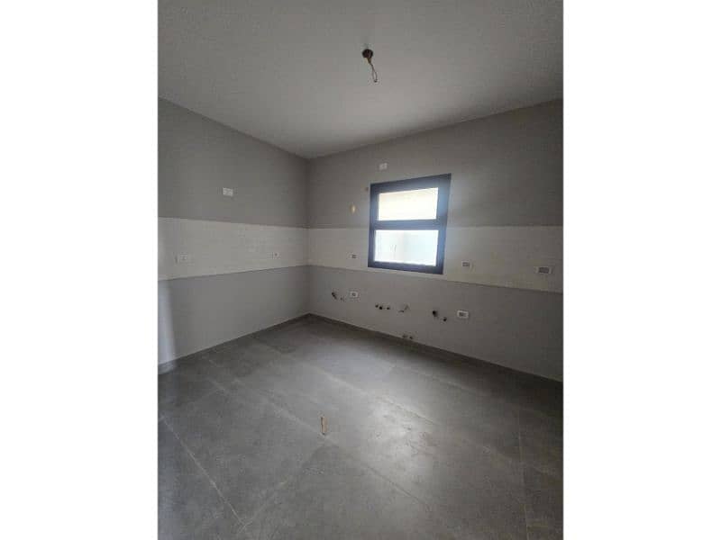 8 ccf7010a-ed2e-49cf-ba18-40ba0e8c60fa. jfif. jpg