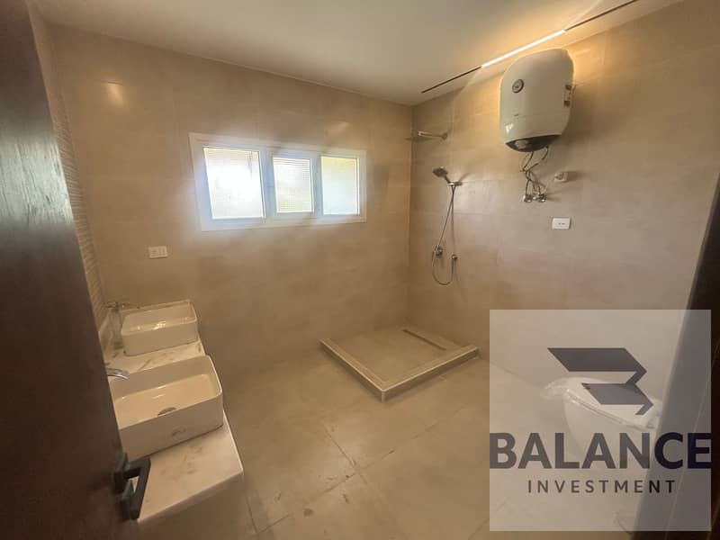 4 9312dd77-565e-4cca-a6a0-87f70661c4d6. jpg