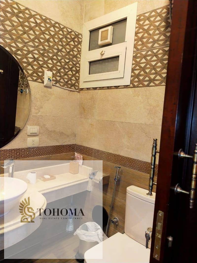 4 f8e35d5b-5110-4ec7-bac8-793e528d202f. jpg