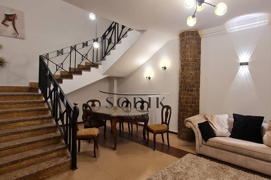 8 a864618d-3dab-4841-bd4c-984d2cf9b7b8. jpg