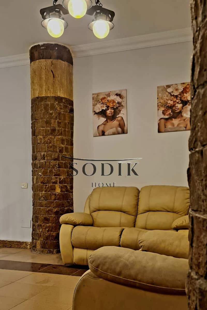 11 fbce5f98-7e99-4e44-977f-ec8787adeefc. jpg