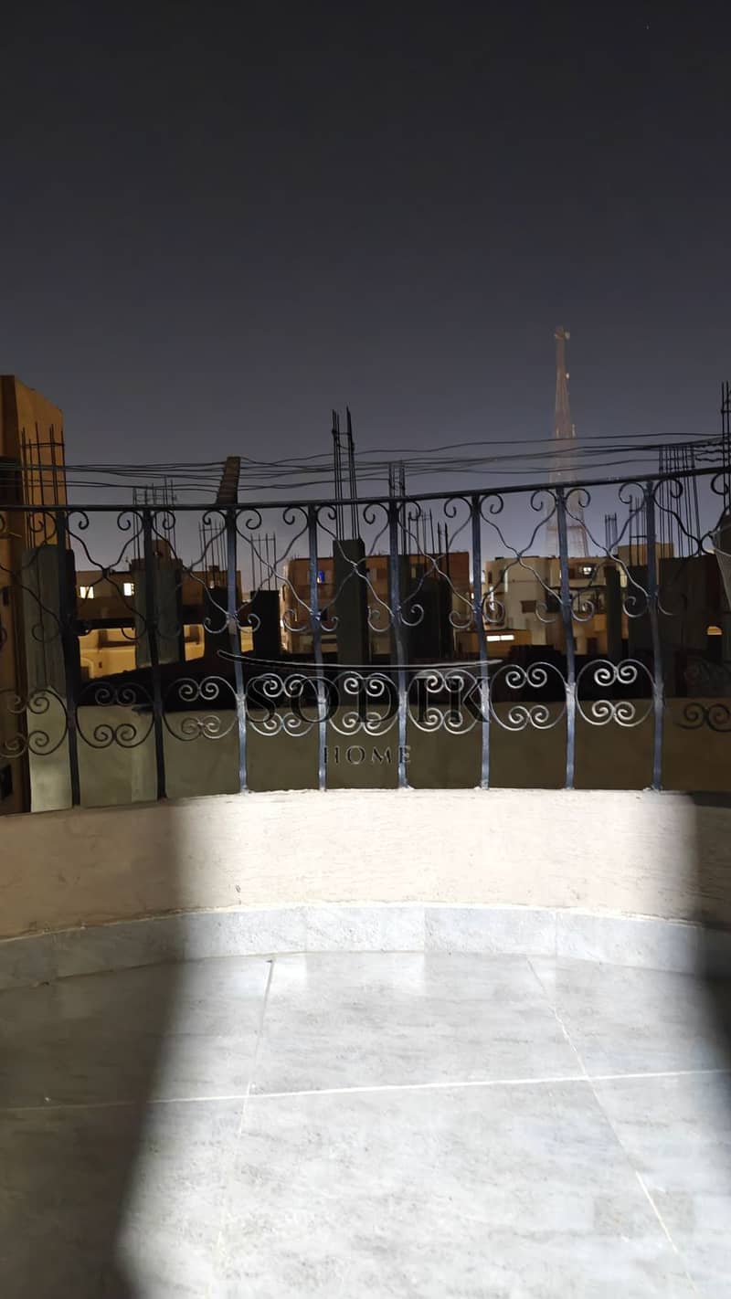 2 WhatsApp Image 2025-10-03 at 7.04. 43 PM (1). jpeg