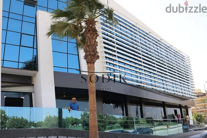 7 76438632-600x450. jpeg