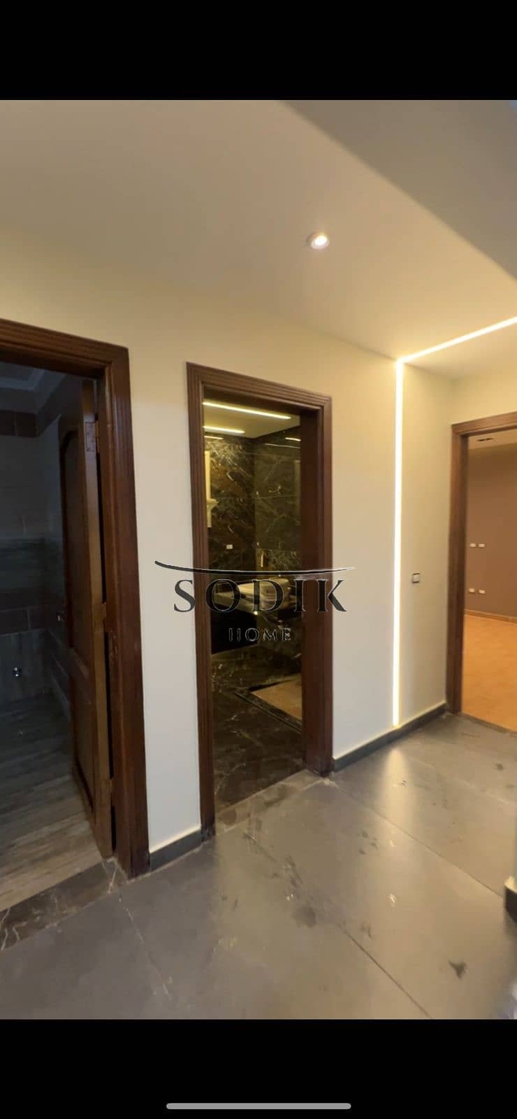 10 df6a94b1-7b1b-4f77-bc86-955a239e9b72. jpg