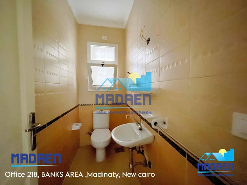 9 377209CA-E0D5-43DD-B957-7373DA16750C. jpg