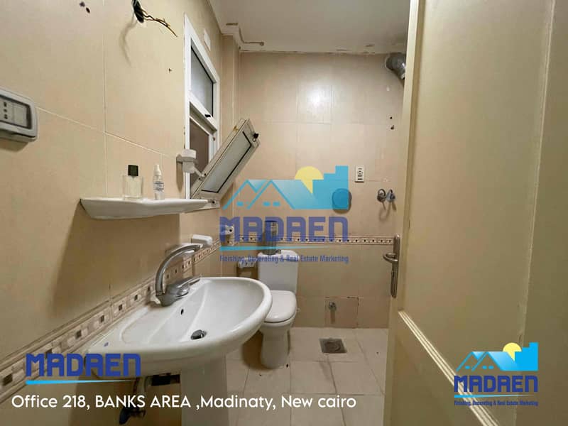 10 DC7DCB08-B2E5-441C-B1B0-C442E03D4B1E. jpg