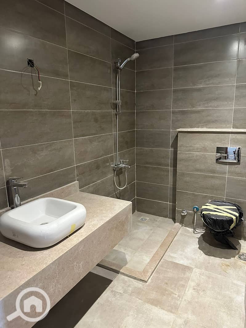 10 WhatsApp Image 2025-10-06 at 6.55. 16 PM. jpeg