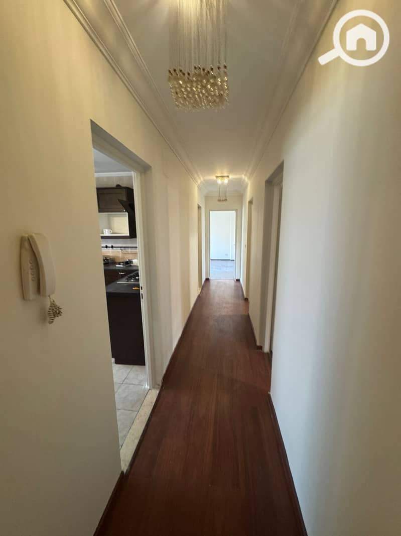 4 459e64b4-639e-4d25-b0bb-5bb57b6c00e2. jpg