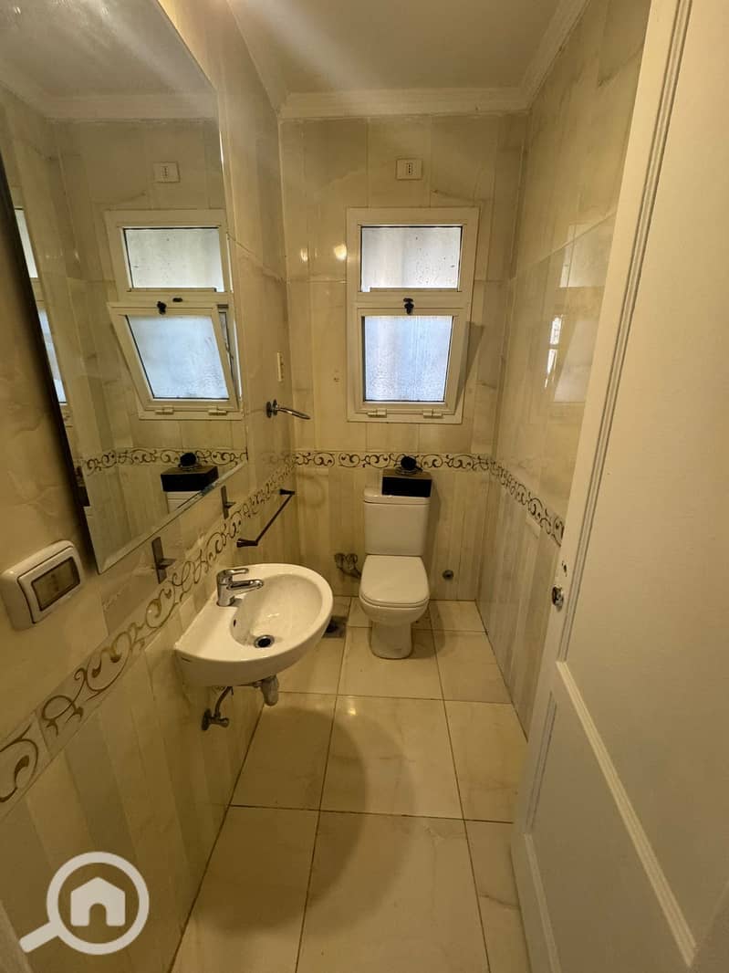 5 747ad197-3d26-4f4d-a25c-0714f23aa4ba. jpg