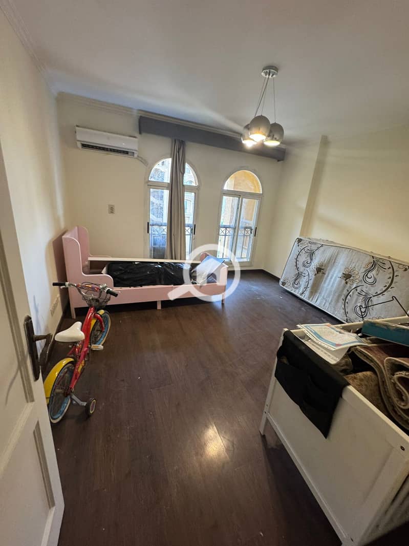 10 9edcab3a-9efd-4f77-a42c-6c7429f7aa48. jpg