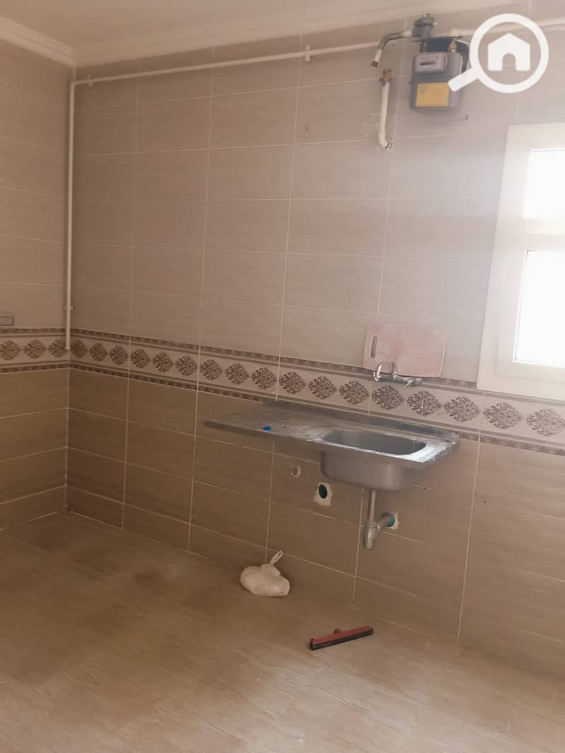 8 65a9f668-b747-4a57-b6d9-912ead152e2e. jpeg