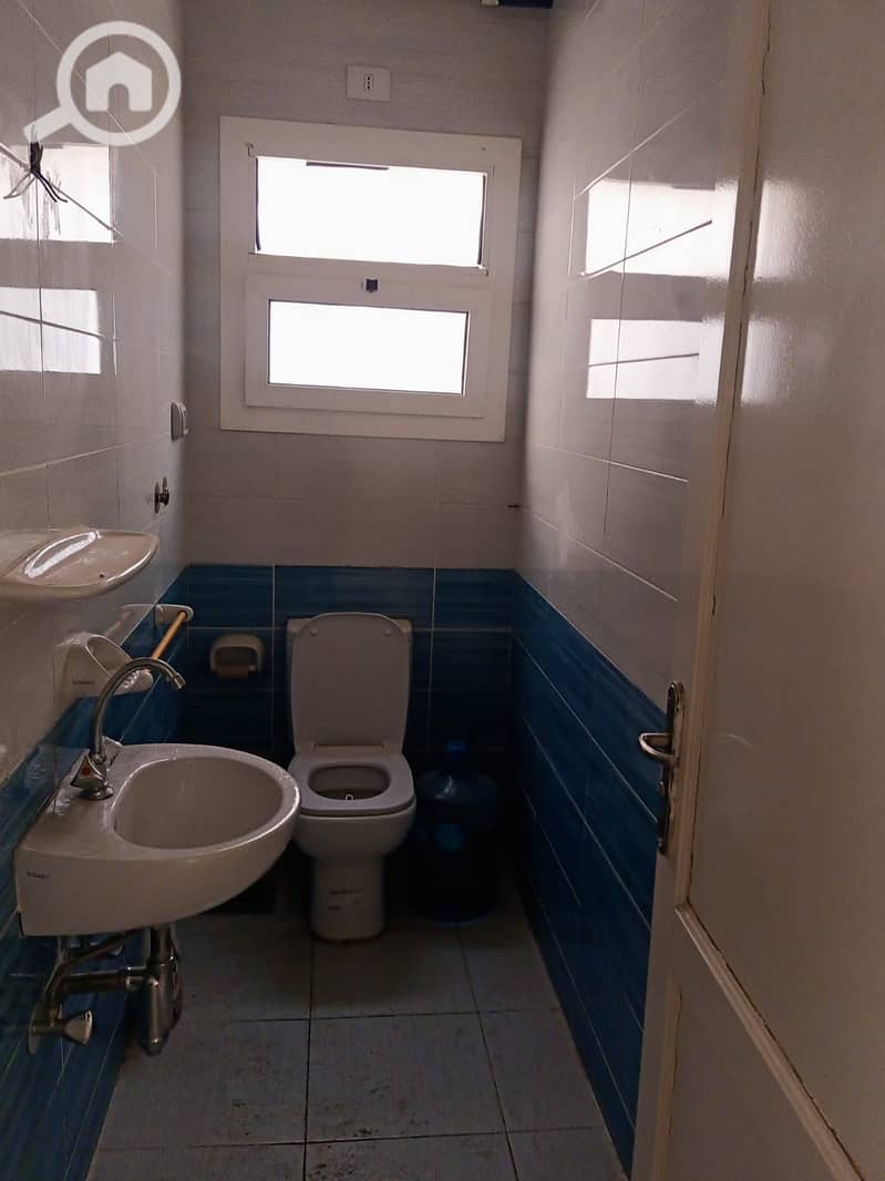 9 71a8d375-b54c-4893-b60d-3fde0c93c373. jpeg