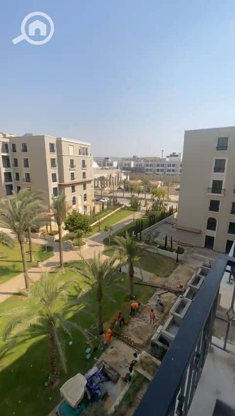 8 c8b93459-dbfb-4494-bae9-ddba9fc4832f. jpg