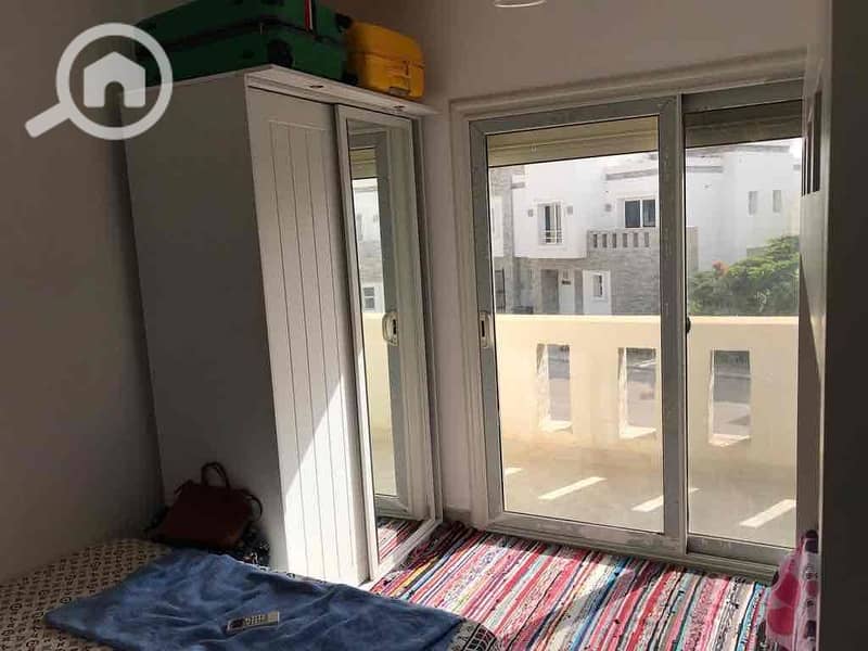 14 0271e687-8821-4d08-9f66-1e42edb305c0. jpg