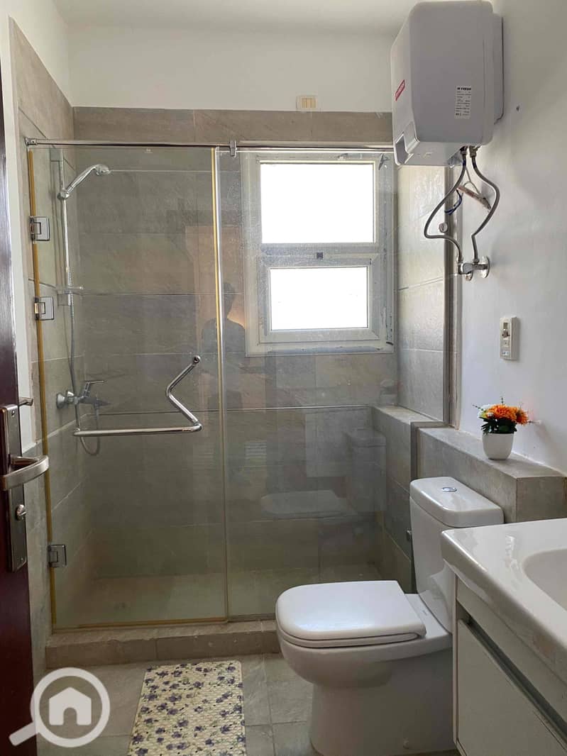 20 a0cad134-421c-4d84-baee-ccb5248ce6a3. jpg