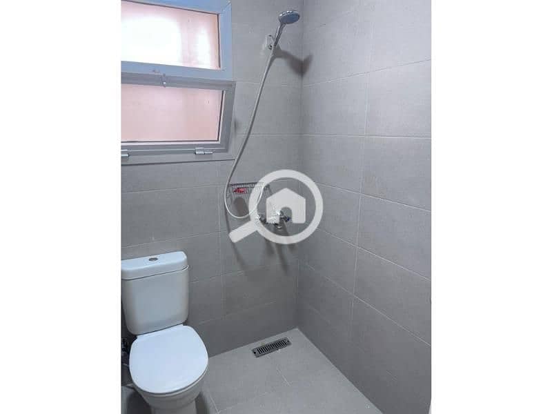 12 WhatsApp Image 2025-11-30 at 12.39. 09 PM (1). jpg