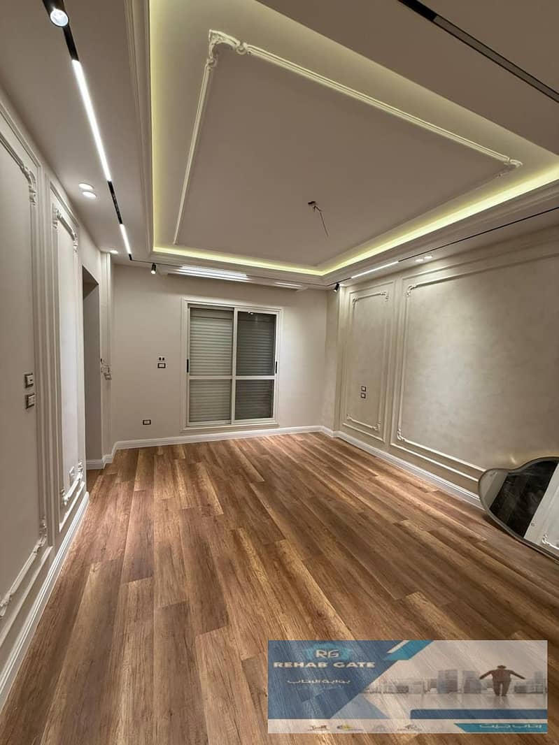 f5308ca5-eca1-4bbe-ad7a-d0d1b7e720e8. jpg