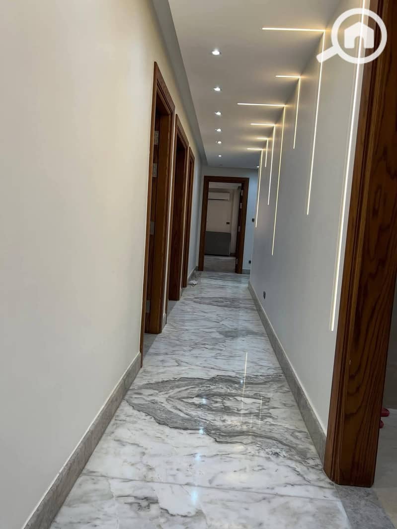 10 594072599_1496407975821107_8640516298482419644_n. jpg