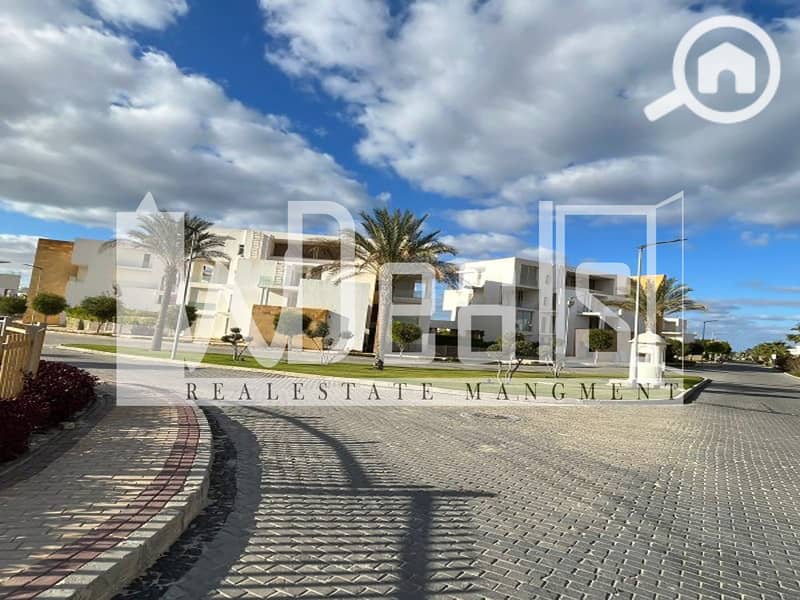 10 WhatsApp-Image-2022-12-27-at-4.01. 12-PM-2-600x600. jpg