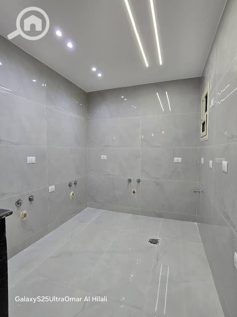 8 WhatsApp Image 2025-12-03 at 1.07. 40 PM. jpeg