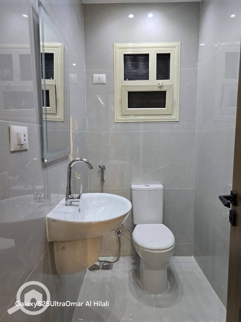 10 WhatsApp Image 2025-12-03 at 1.07. 38 PM (1). jpeg