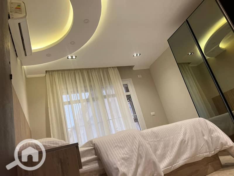 11 b397d1b5-ecbd-4c75-8aad-ab5af3a0d39f. jpg