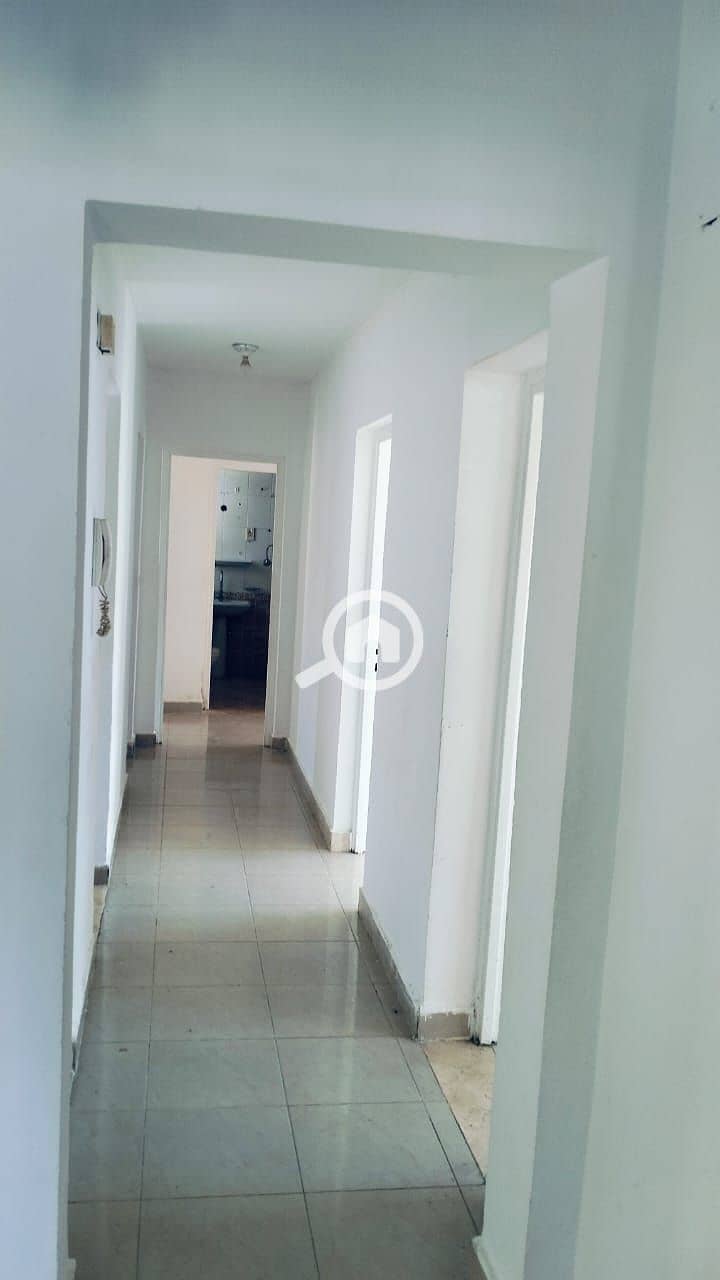 4 WhatsApp Image 2025-12-01 at 17.38. 12 (3). jpeg