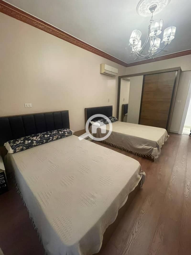 6 55b039c5-3b08-4b05-b7d7-d0c01d670c2b. jpeg