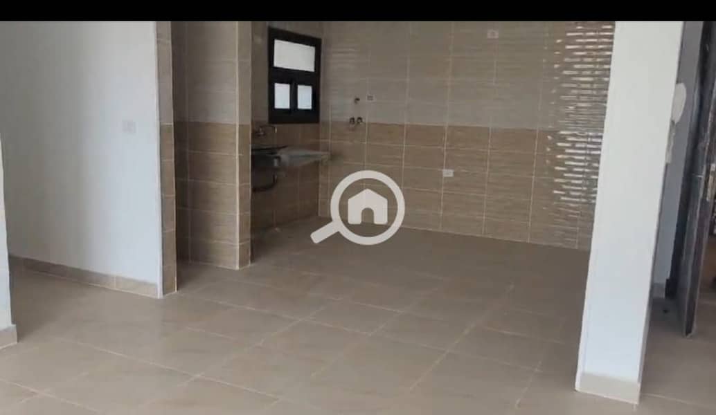 10 WhatsApp Image 2025-12-03 at 17.07. 41_6c85ba20. jpg