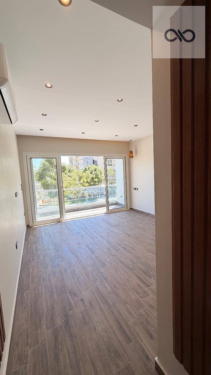 6 WhatsApp Image 2025-12-03 at 18.50. 50. jpeg