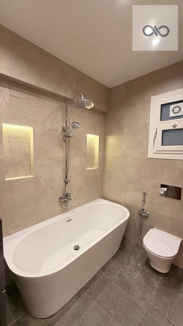 8 WhatsApp Image 2025-12-03 at 18.50. 48 (1). jpeg