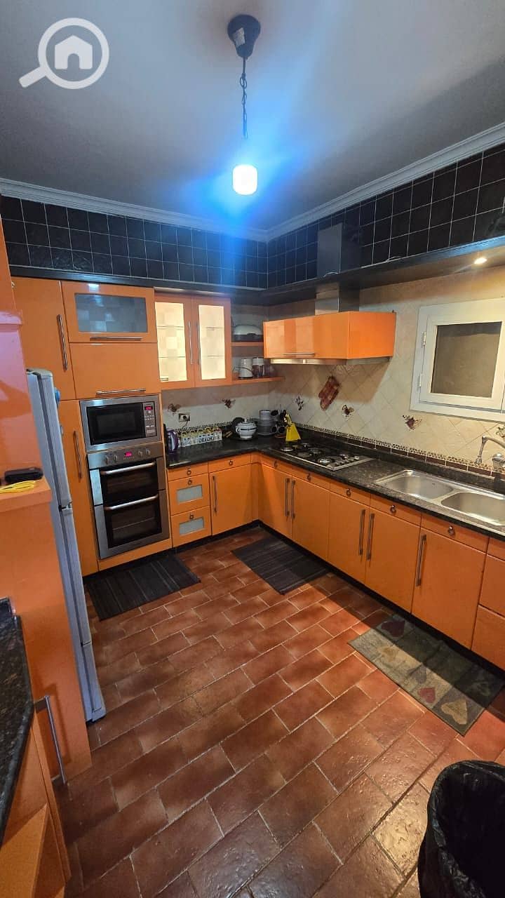 10 3abb41ee-6d69-428d-a4e6-1aebdaf24d0d. jpeg