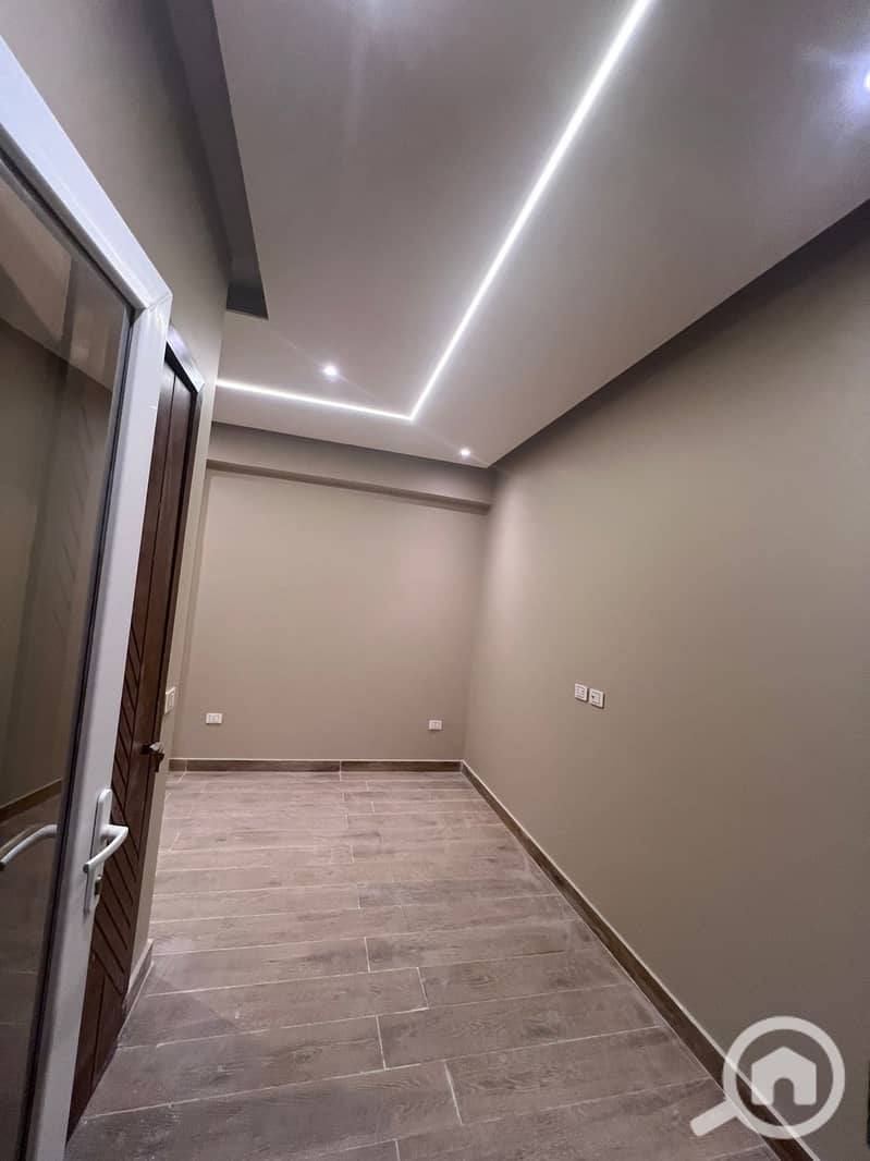 22 WhatsApp Image 2025-11-18 at 6.41. 21 PM (2). jpeg