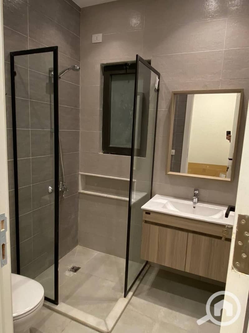 6 WhatsApp Image 2025-12-02 at 11.37. 27 PM (1). jpeg