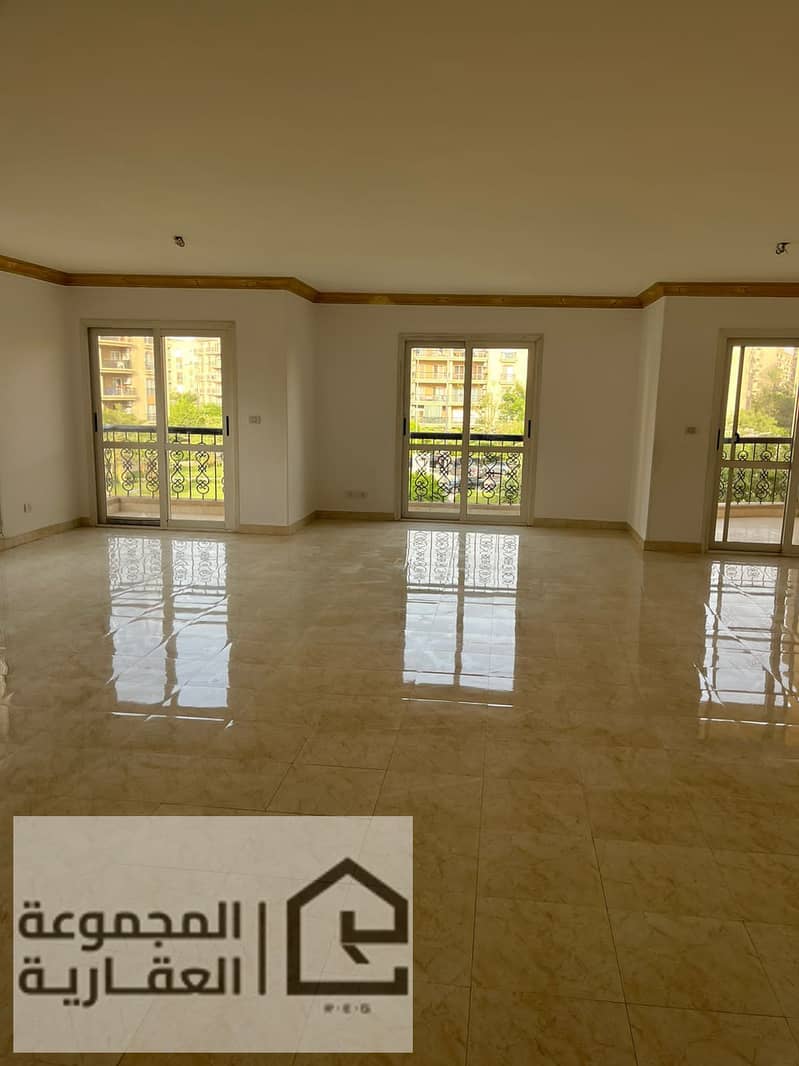 4 ddf461d9-0ea9-4da6-ab04-561a1087a38a. jpg