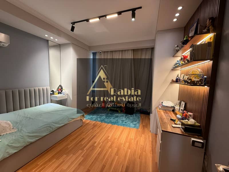 6 WhatsApp Image 2025-12-02 at 11.53. 35 PM. jpeg