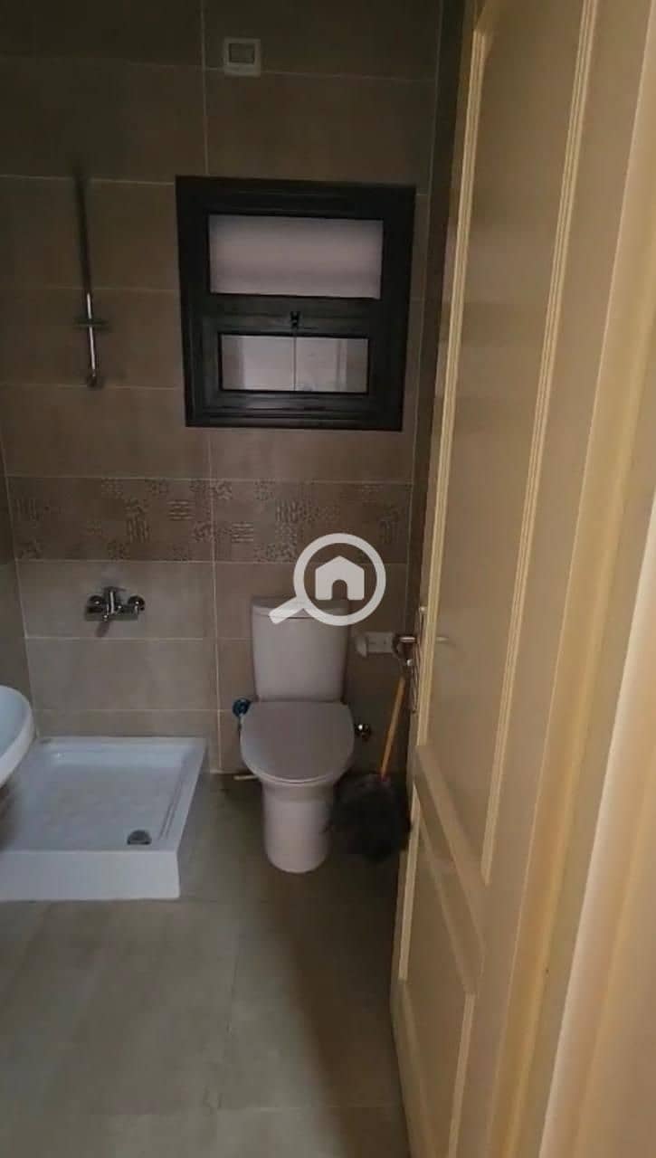 11 b01e868b-0e9b-4f98-b531-6855c6740fc6. jpeg