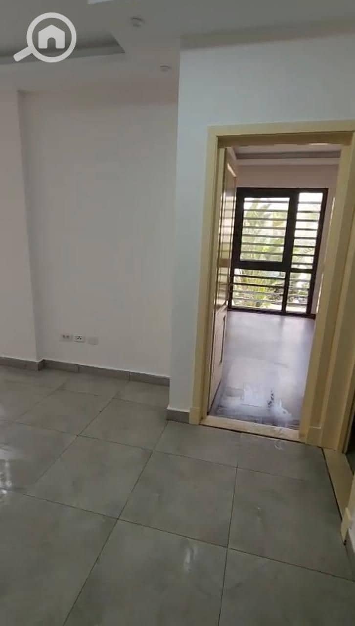 13 c6f0eff2-49ca-40e4-8c3a-44cce0ff9781. jpeg