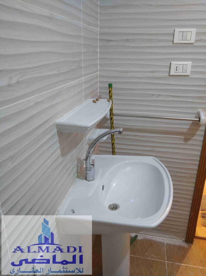 8 IMG_٢٠٢٥١٠٢٥_١٦١٨٤٦_1. jpg