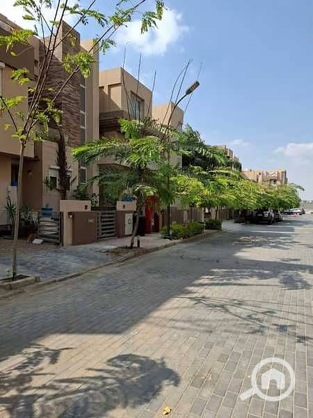 4 xWwEQ2UMMpLStJQZa08QfKk9I200vZpsrsio8jb8. jpeg