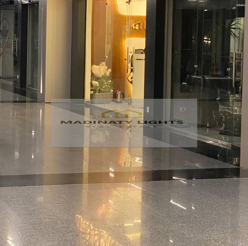 4 6aa36d50-8032-4f0f-b8d8-b4fc182e9812. jpeg